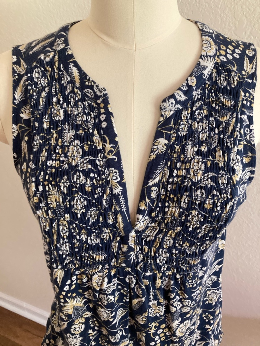 Lucky Brand Navy and Cream Floral Smocked Tank